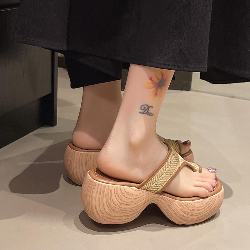 Height-increasing Cool Slippers Thick-soled High-heeled Sandals Thick-heeled Straw Woven Vacation Soft-soled Wind Toe Retro New