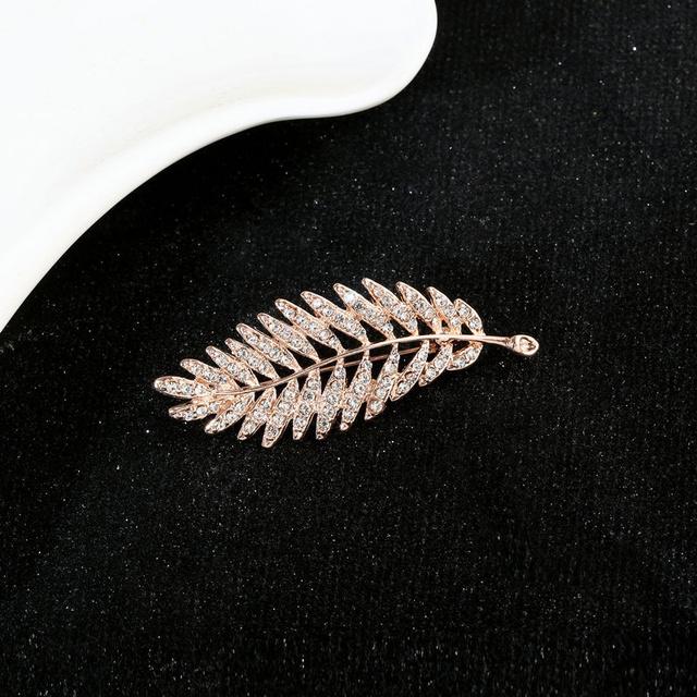 Coroană de fluturi cu flori de prun Broșă de albină de păun Accesorii pentru îmbrăcăminte Broșă cu zircon încrustate Broșă de lux