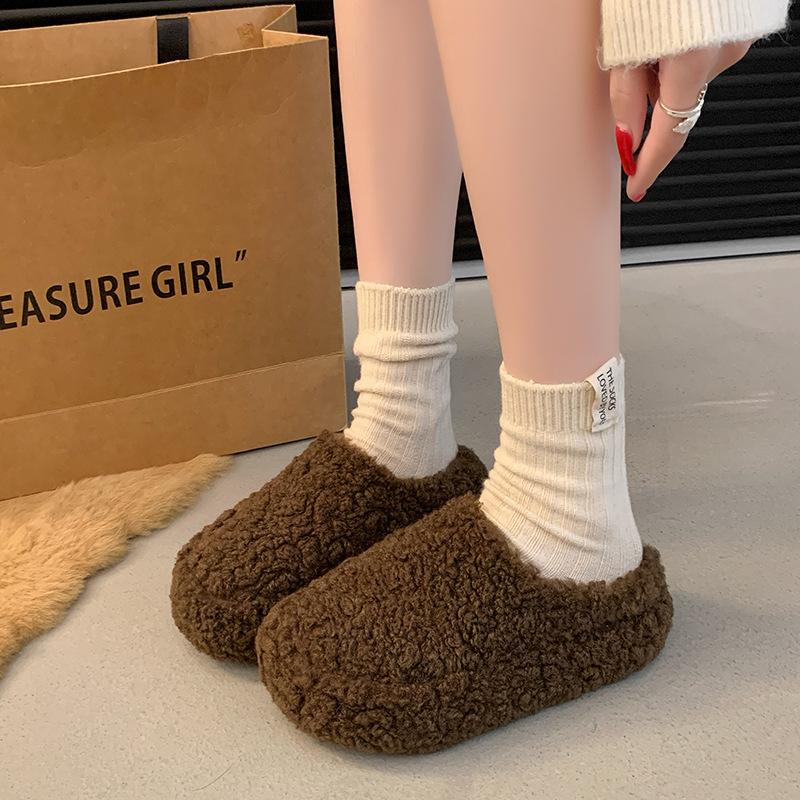 

Mao Mao slippers women s outer wear 2025 new winter Korean version flat-bottomed lazy Muller shoes plush bag head half slippers 35