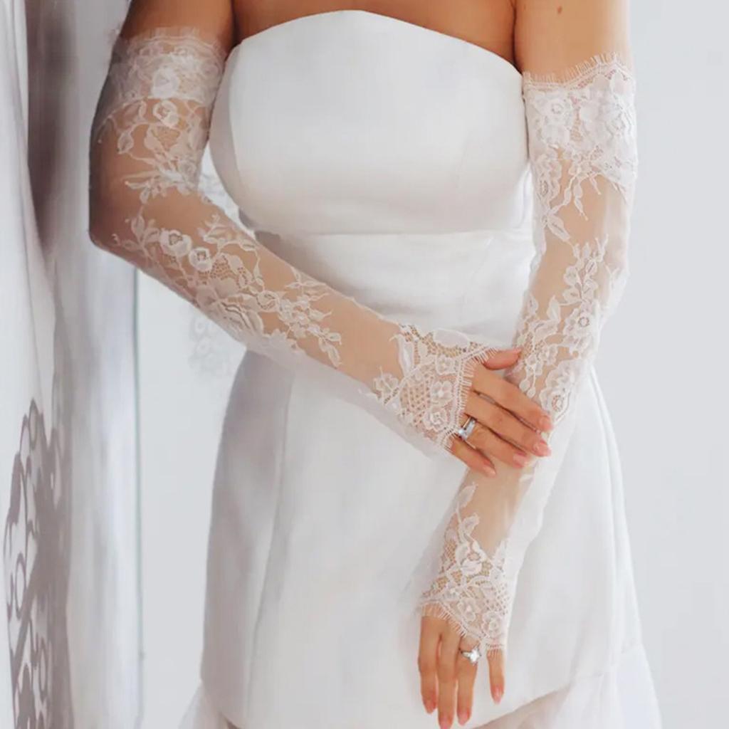 Seethrough Lace Arm Sleeves Sheer Gloves For Bride Wedding Gowns And Formal Occasion Lace Flower Gloves for Banquets