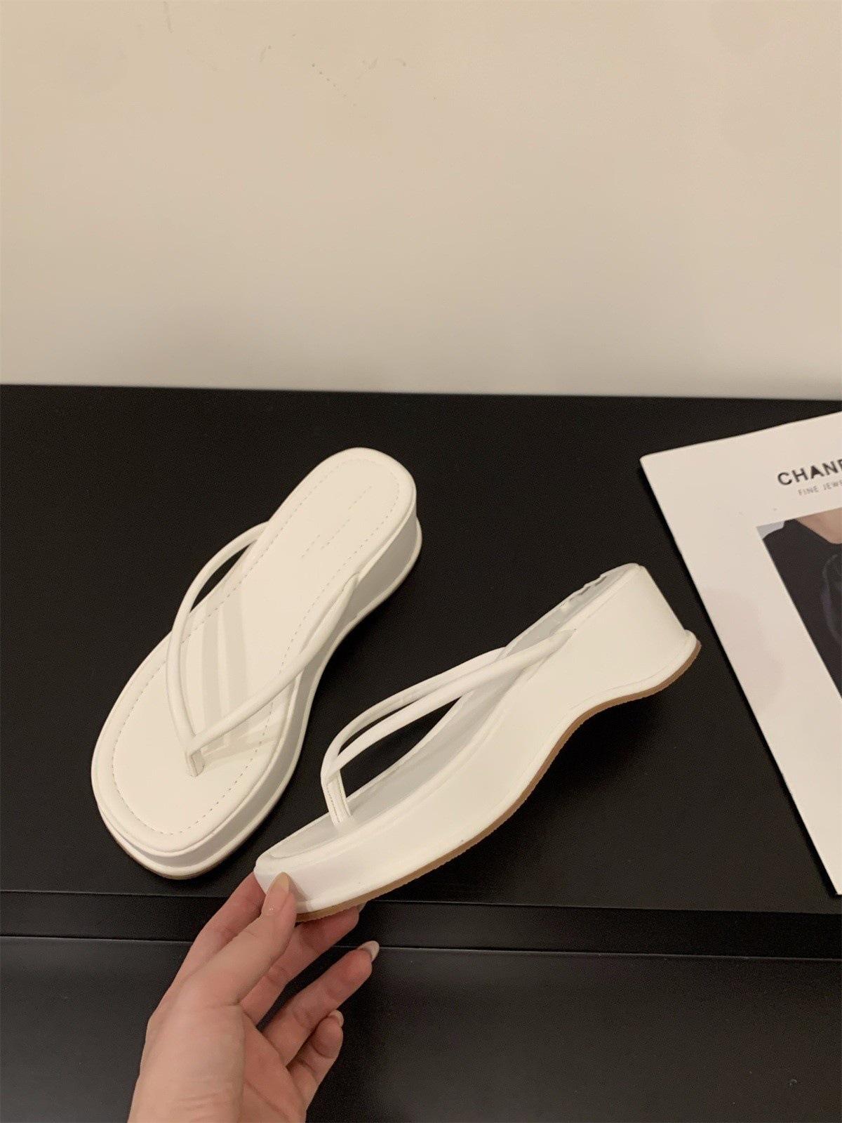 

Шлепанцы на толстой подошве с застежкой-липучкой, новинка 2025 года, летняя верхняя одежда, праздничные босоножки на танкетке 39