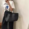 2025 Autumn/Winter New Fashion Big Bag Large Capacity Woven Bag Women'S Handbag Neutral Tote Bag Pu Shoulder Bag