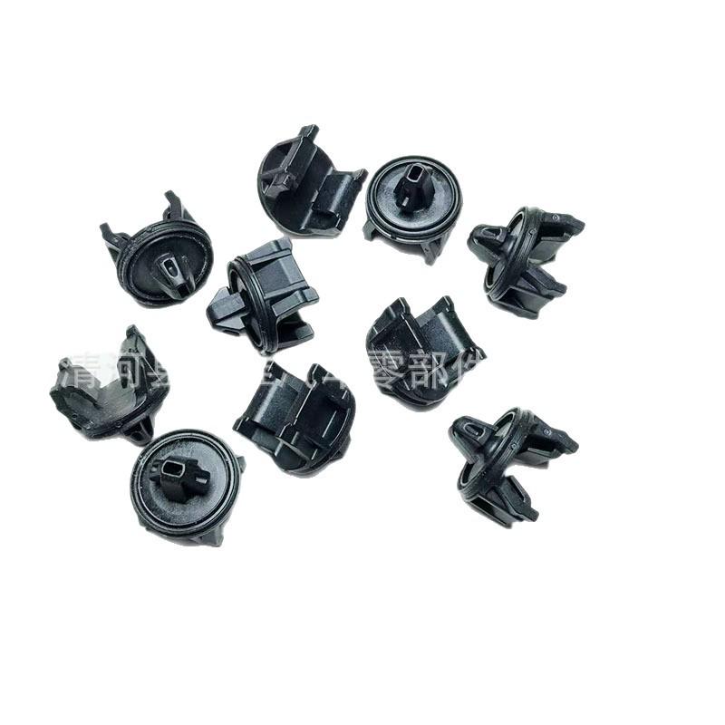 

Volkswagen VAG Interior Panel Clips for Magotan, Golf, Jetta, Passat, Skoda Expansion Pack