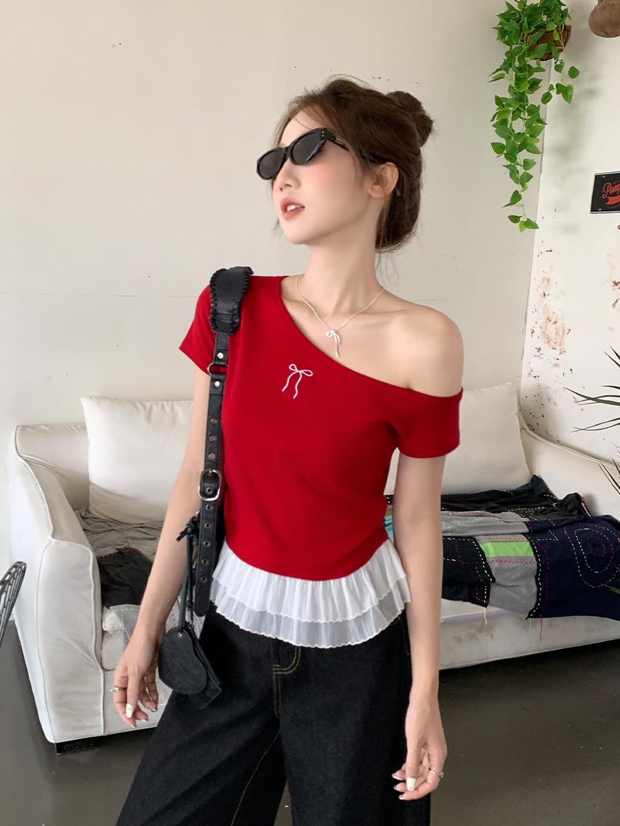 

Red slanted shoulder bow design short-sleeved T-shirt women s summer new lace lace splicing top S красный