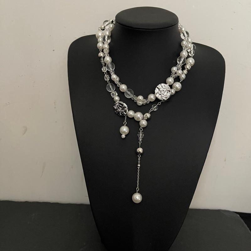 Elegant Double Layer Beaded Tassel Necklace for Women – Personalized Fashion Design, Versatile and Trendy.