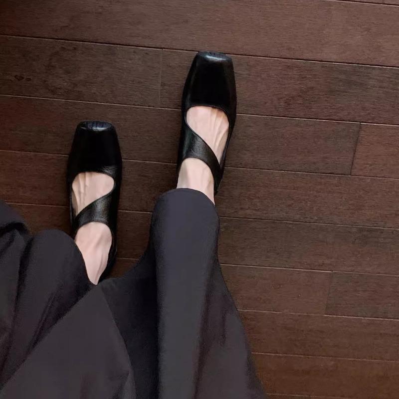 Retro Square-toed Thick-heeled Women's Single Shoes