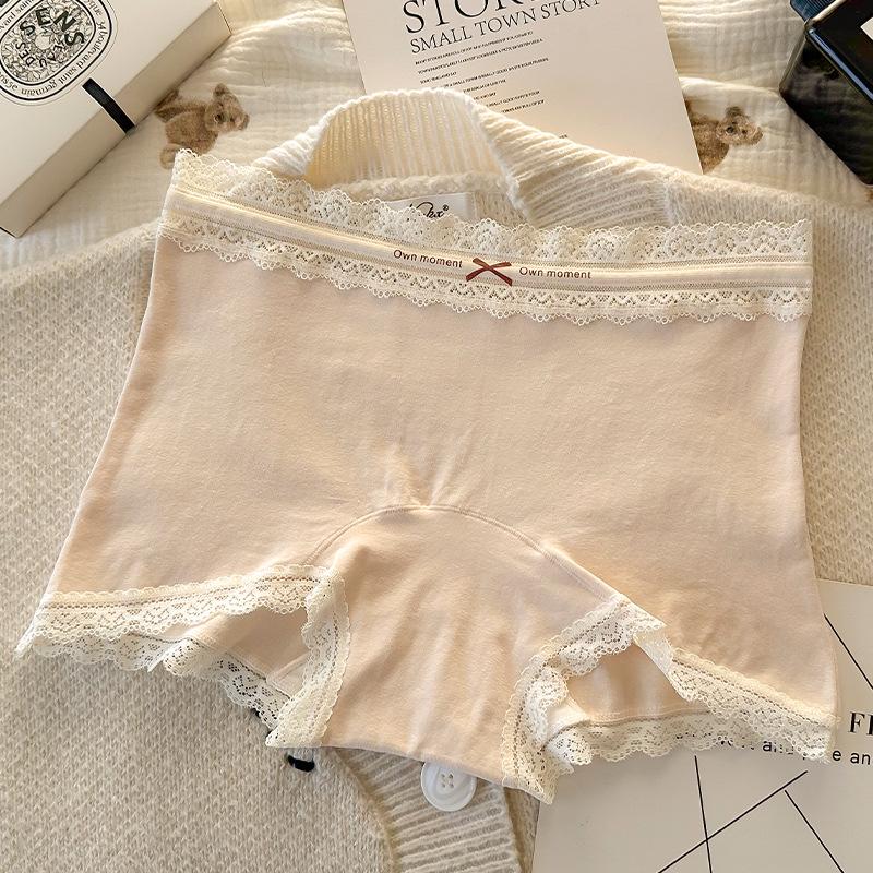 Retro Flat-Leg Women's Class A Cotton Antibacterial Lengthened & Widened Panties with All-Cotton Crotch.