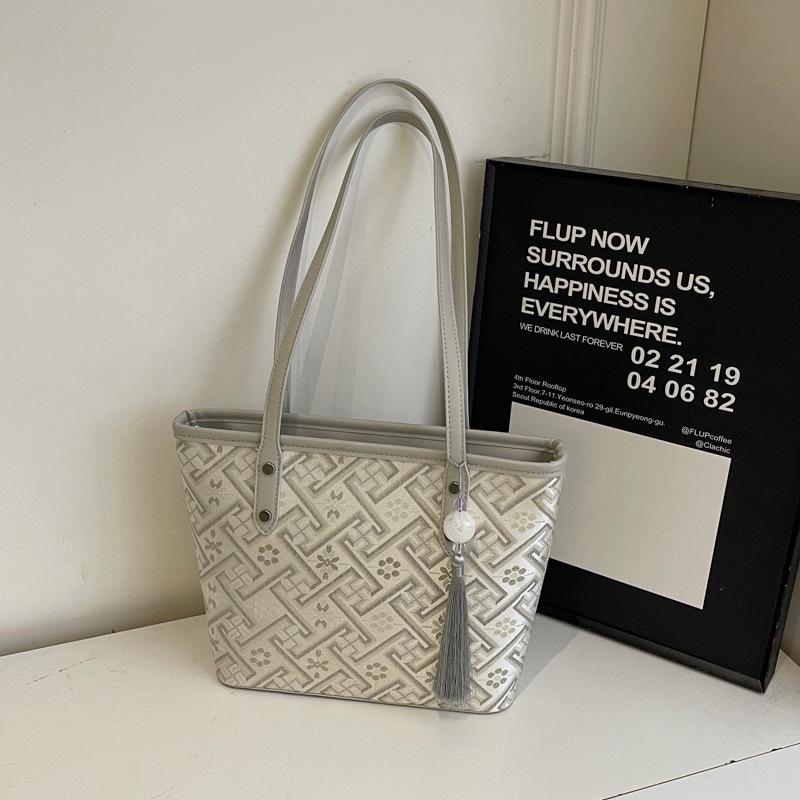 Fashion large-capacity underarm bag women's new tote bag fashion cloth shoulder bag