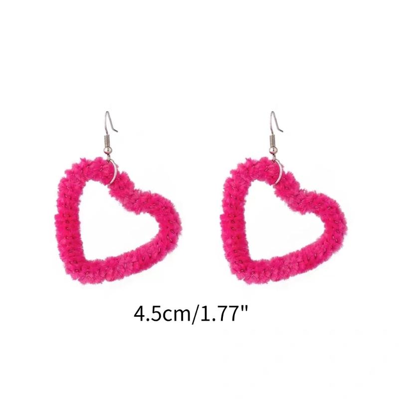 Hollow Heart Pendant Earring Sweet Cool Plush Heart Charm Earrings Temperament Small Hoop Earrings Fashion Jewelry