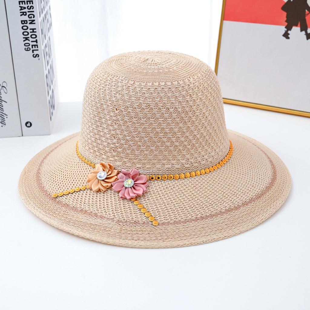 Hat Women's Summer Straw Hat Sunscreen Sunshade Hat Fashion Beach Hat Versatile Large Brimmed UV Resistant Sun Hat Women