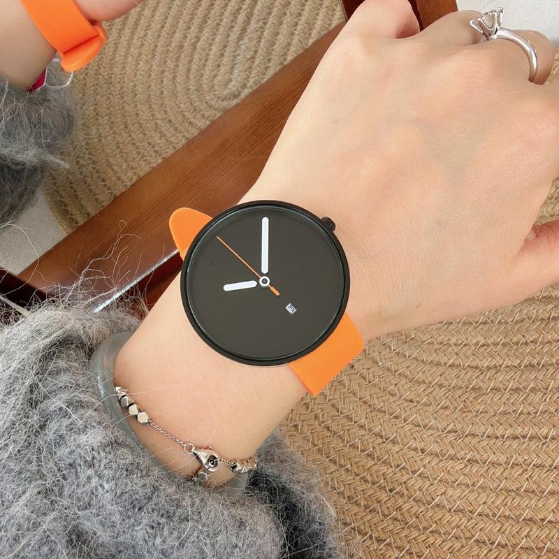 Versatile Calendar Student Trend Simple Watch Creative Personality Neutral Fashion Casual Watch Silicone Ladies