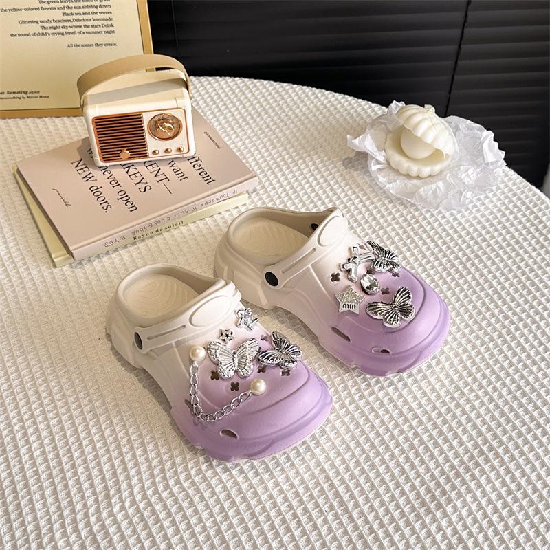 

Girls slippers hole shoes 2025 new summer fashion princess shoes children s beach sandals girls non-slip older children 34-35