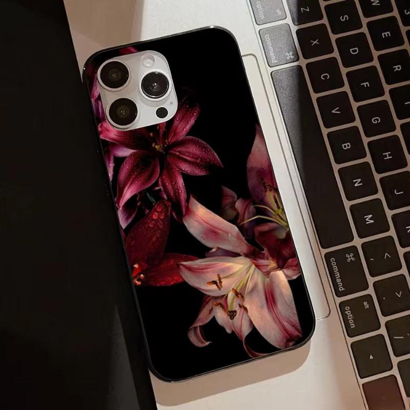 Elegante Rote Lilienblume Handyhülle für Samsung S25 S24 S23 S22 S21 S20 Note20 FE Ultra Plus 5G Weiche Hülle