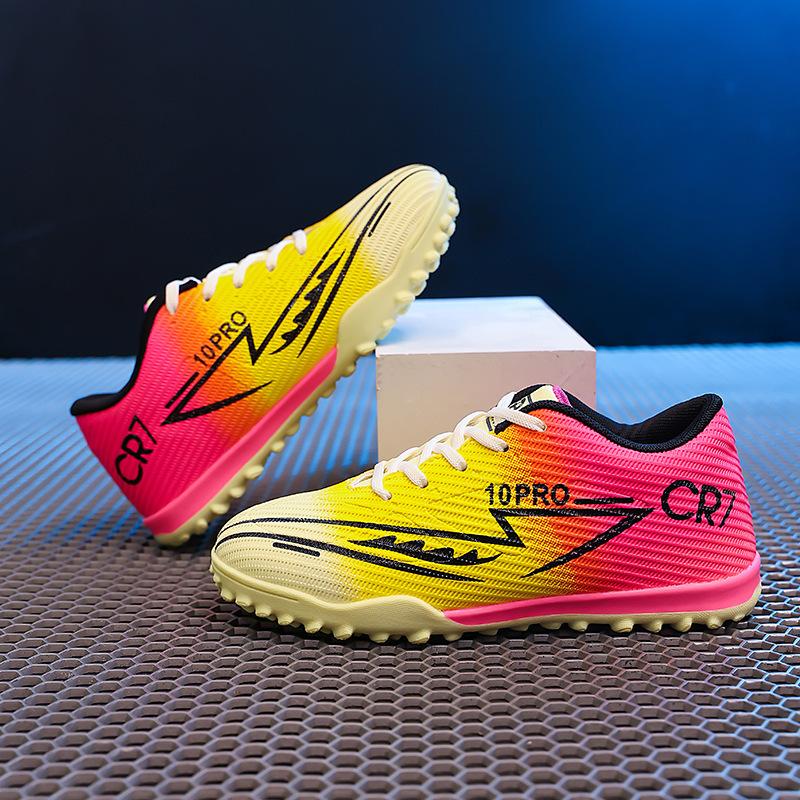 New men's and women's broken nails and laces, leather football shoes, youth training shoes, student long nails, sports shoes size 31