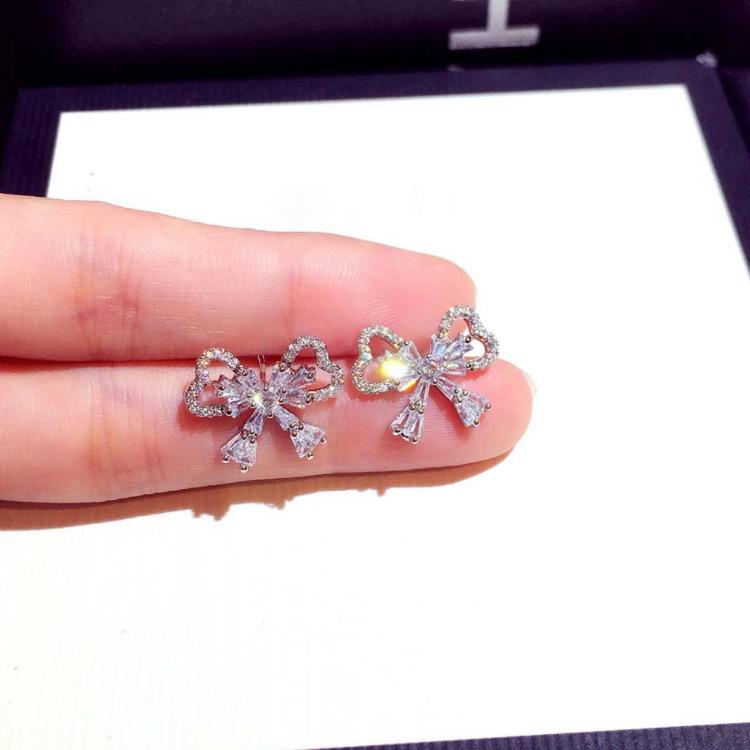 The Super Fairy Bowknot Temperament Earring Female Simple Full Drill Cool Air Network Red Small Earrings