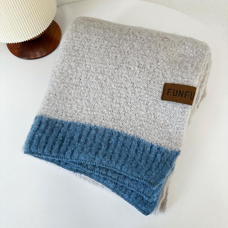 Autumn and winter new thickened long fluffy high-end scarf warm thickened contrasting knitted scarf