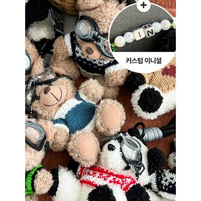 Bookaz [bookaz] Panda Teddy Bear with Goggles Four-Leaf Clover Lucky Initial Keychain