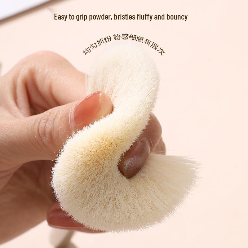 Champagne Gold 10-Piece Makeup Brush Set: Lip, Loose Powder, Blush, Foundation, Blending, Eyeshadow.