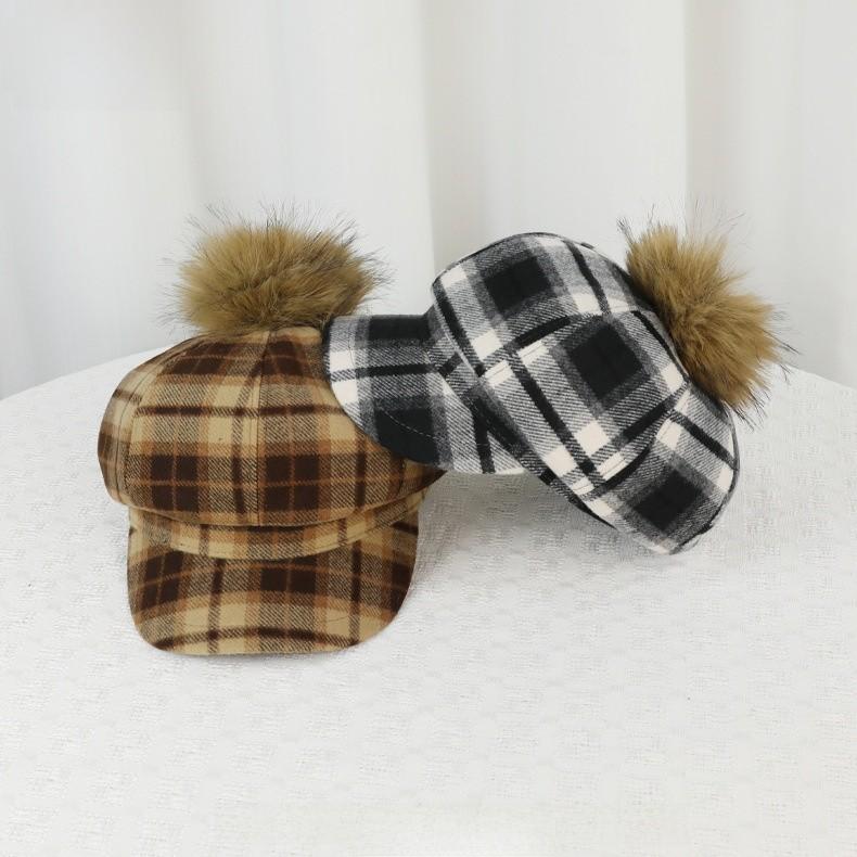 Vintage Karo-Barett für Damen mit warmem Fleece Winter-Modeaccessoire