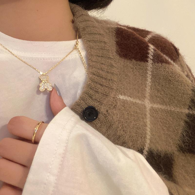Four Pearl Pendant Necklace Women'S Light Luxury Niche Collarbone Chain Design Sense Simple Accessories