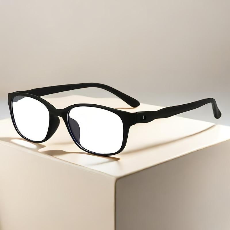 A Pair of Rectangular Frame Gradient Glasses Anti Slip Blue Light Shielding Suitable for Office and Casual Wear