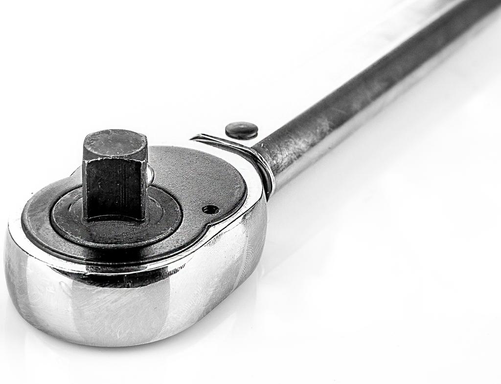 1/2" 28-210 Nm torque wrench with Forcekraft calibration certificate