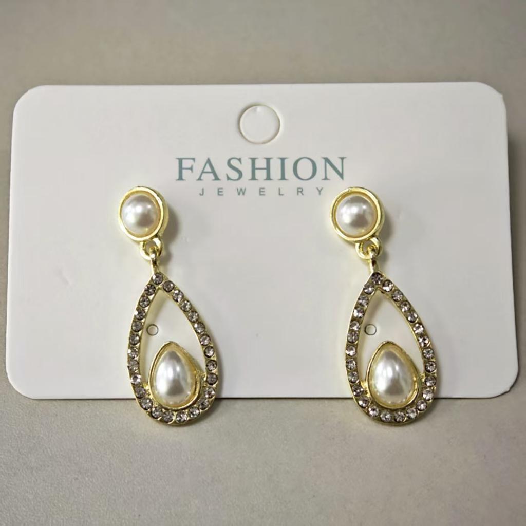 French elegant court style drop-shaped pearl earrings light luxury versatile temperament stud earrings ear jewelry
