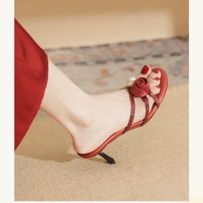 Fashion High-heeled Slippers, Thin Heels, 2025 Summer New Outerwear Flip-flops with Toe Clippers, Red Rose Sandals