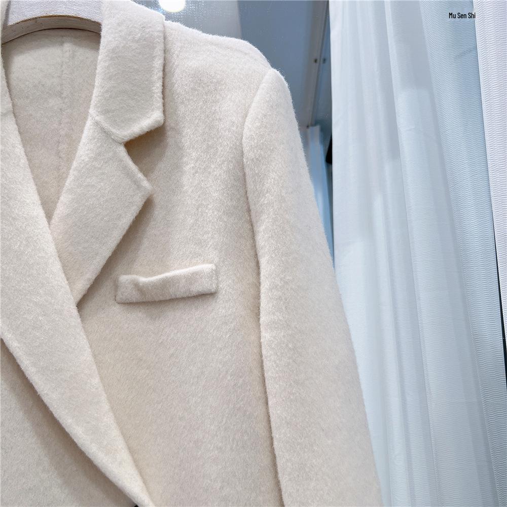 Elegante Cappotto Corto Bicolore in Cashmere Grigio - Stile Suit di Nicchia Autunno 2024 Donna