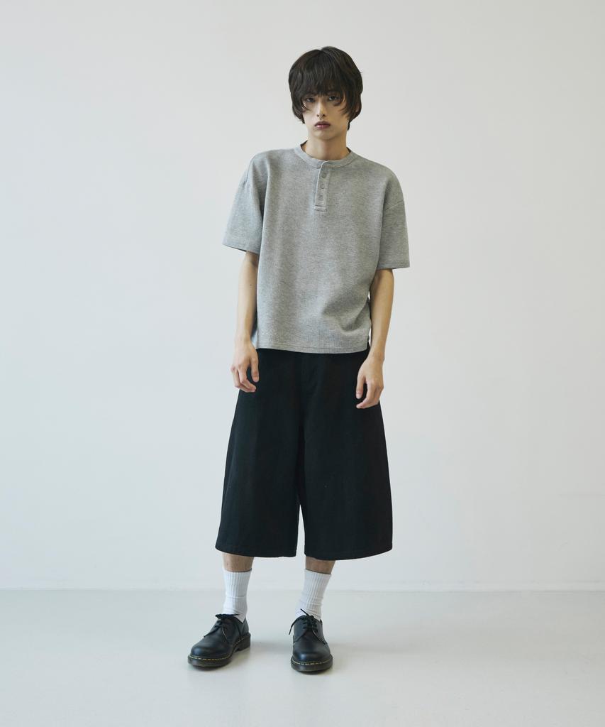SIGNATURE Crop Waffle Henley Neck Short Sleeve T-Shirt [3 Colors]