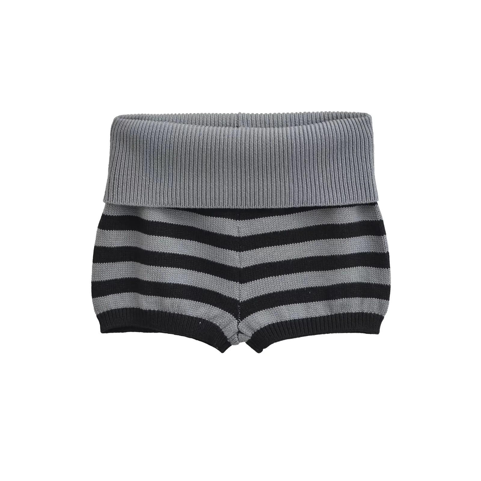 American Spicy Girl Low-Rise Striped Ripped Hot Pants - Versatile and Sexy Casual Outerwear Medium