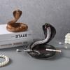 Cobra Ashtray High Appearance Level, Home Living Room, Coffee Table, Bedroom Creative Personality, Light Luxury Decoration