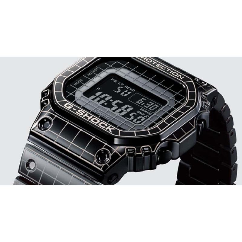 Casio G-SHOCK Men's Stainless Steel 200M Water Resistant Shock Resistant Quartz Watch GMW-B5000CS-1