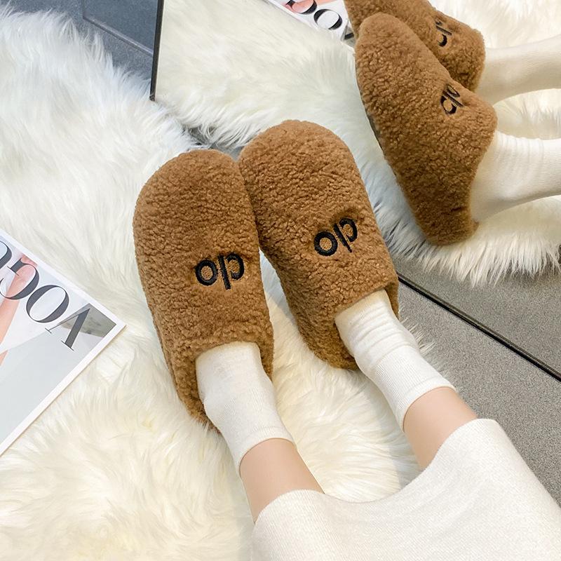 2025 new lamb wool one-word women's outer wear bag head half slippers lazy one pedal Birkencotton slippers