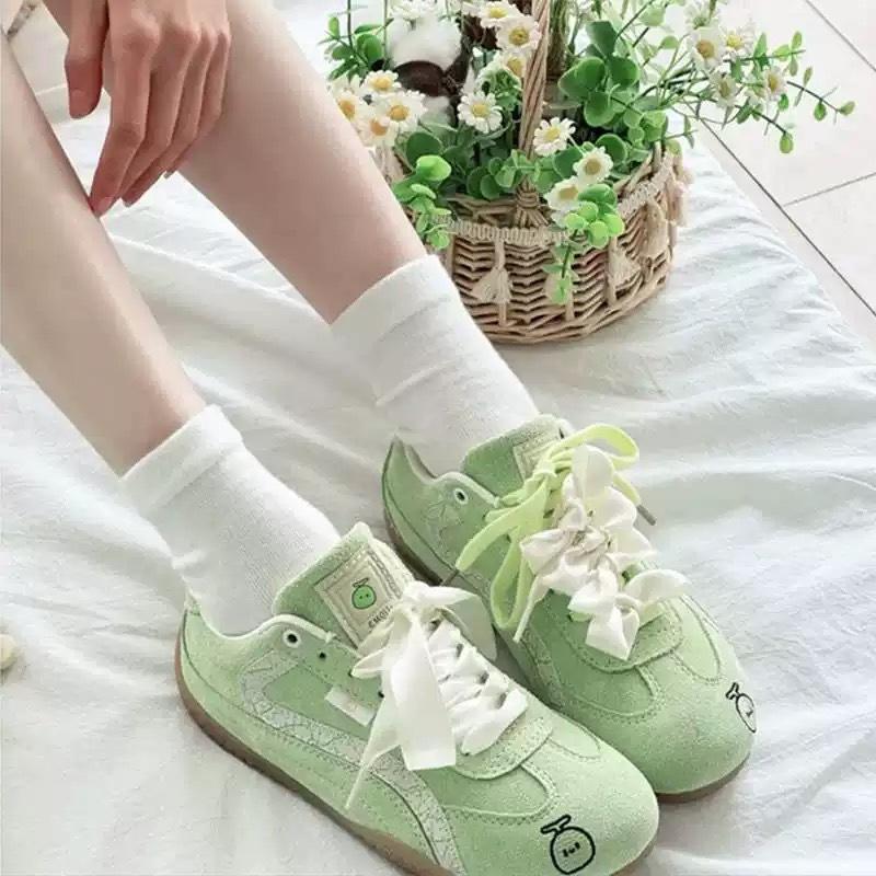 Autumn devil fairy purple butterfly racing shoes new low-top thin-soled German training board shoes female adult