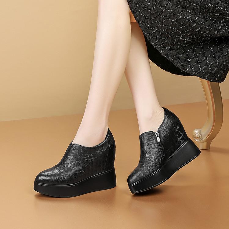 Genuine leather 10cm inner height increase single shoes 2025 new waterproof table splicing embossed sheepskin versatile comfortable deep mouth singl
