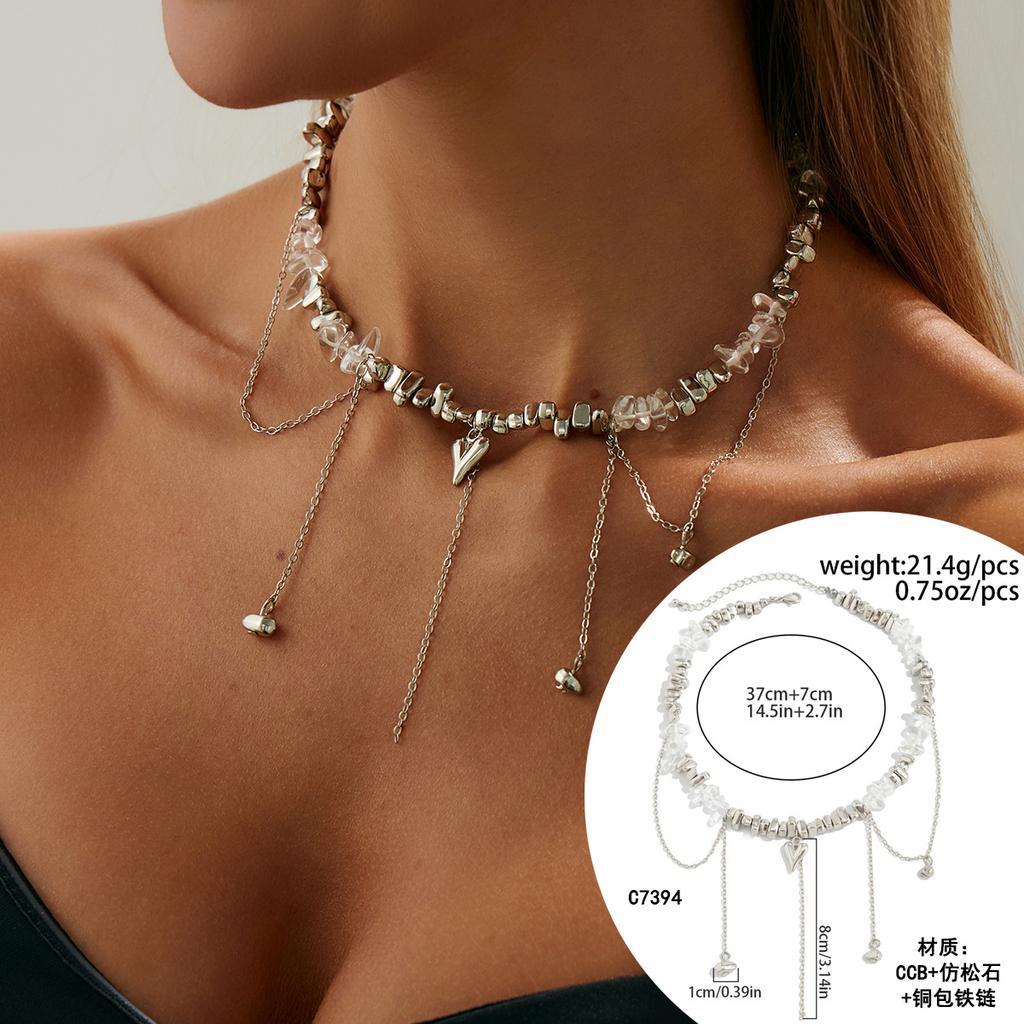 Sweet And Cool Hot Girl Metal Love Pendant Necklace Fashionable Irregular Beaded Tassel Chain Neck Chain
