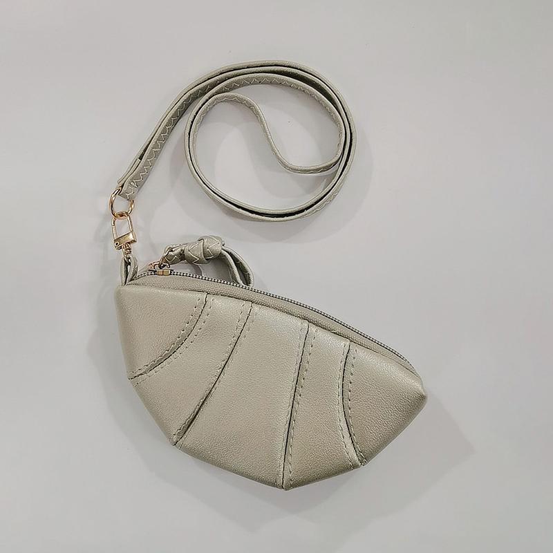 1pc New Retro Croissant Coin Purse Wristlet Bag Wallet Mini Zipper Girl Coin Wallet Cable Headset Bag Portable Lipstick Bag