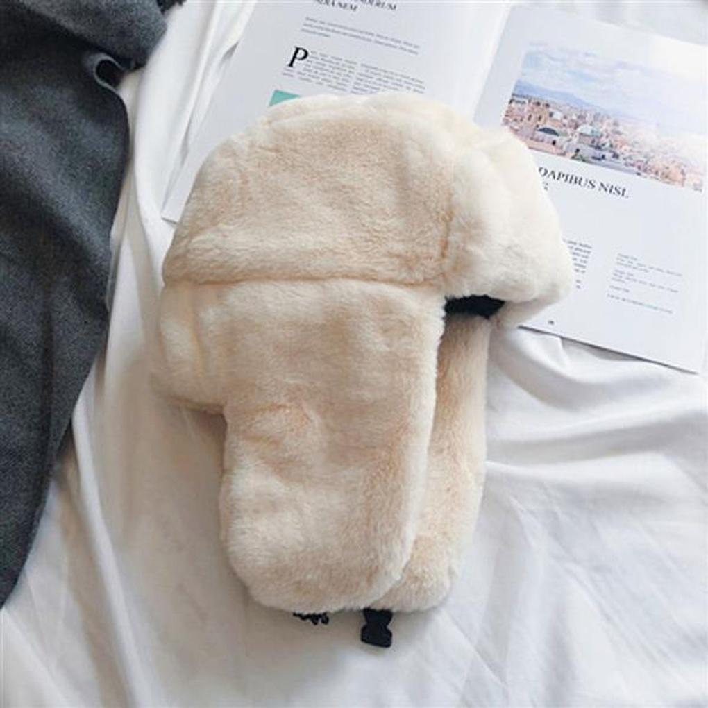 Bohatá vojenská čepice s klapkami na uši (Slonová kost) / Zimní ušanka