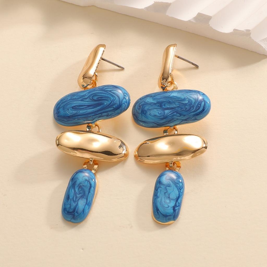 Light Luxury Retro Metal Pendant Earrings for Women Personality Irregular Geometric Statement Earrings Jewelry Accessories Gifts