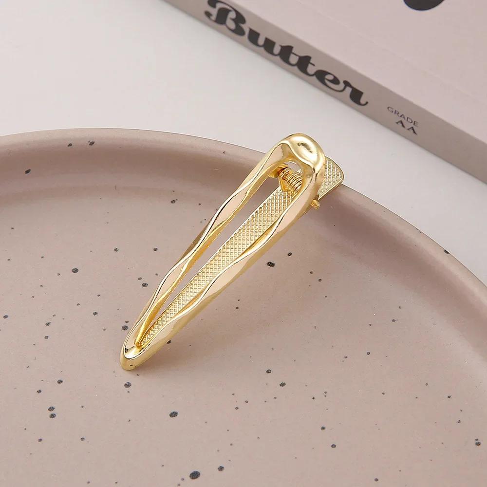 Exquisite Gold Silber Metall Hohl Haarspangen Süß Cool Pony Clip Stirn Gebrochenes Haar Entenschnabelspange Haarnadel Stil Kopfschmuck