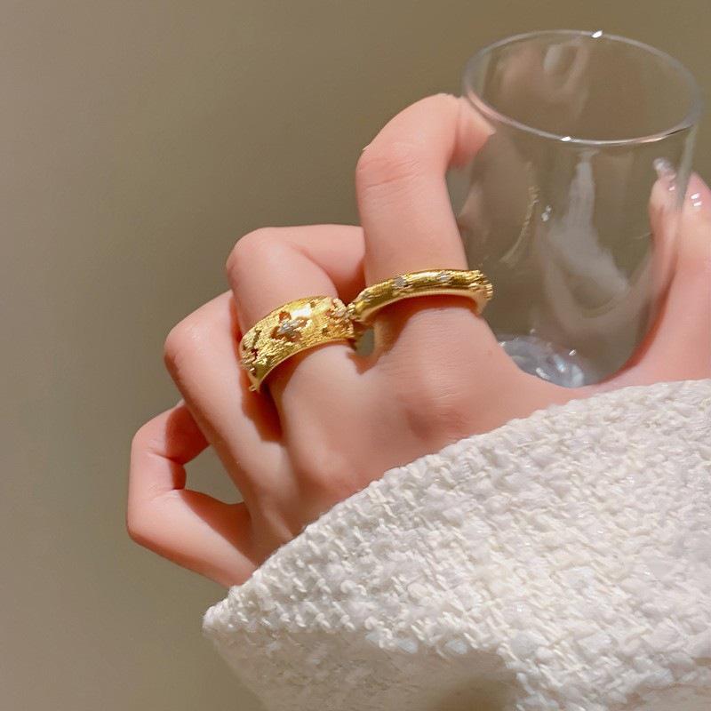 Light Luxury Brushed Zirconia Women's Open Ring - Retro Court Style Fashion