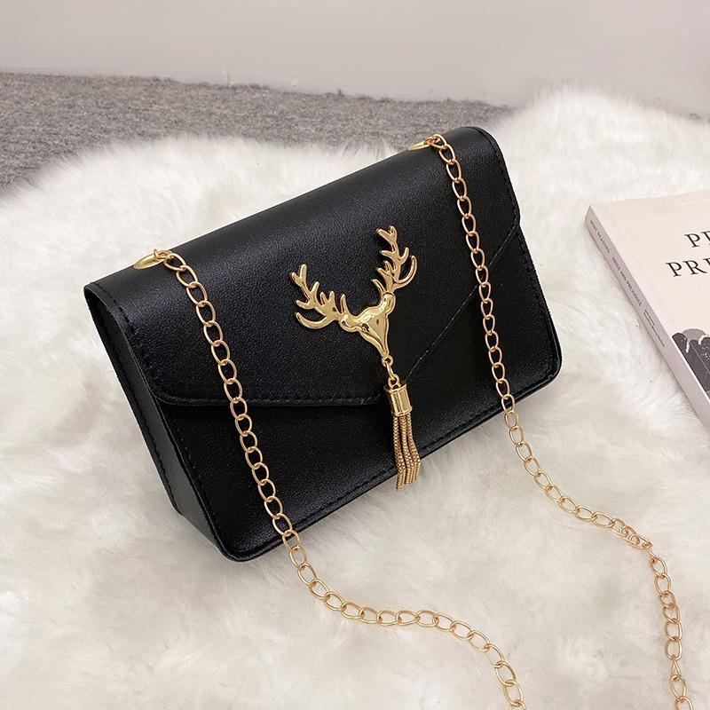 Stylish and elegant, easy to fit, shoulder women's bag, bag, deer head fringed decorative chain, magnetic buckle crossbody