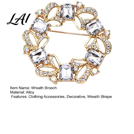 Golden Plated Alloy Brooch Women Rhinestone Hollow Wreath Brooch Dainty Decorative Badge Round Pin Pin Sweater Cardigan Coat Dress Jewelry
