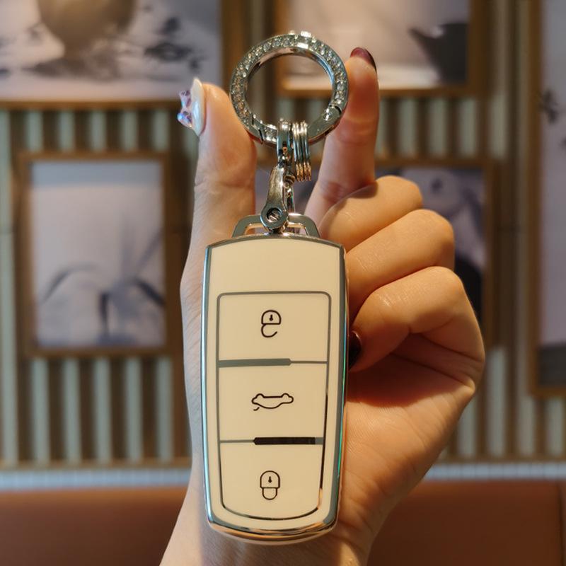 Volkswagen CC Women's Key Case for Magotan B7 - Elegant, Smart Key Shell with Buckle