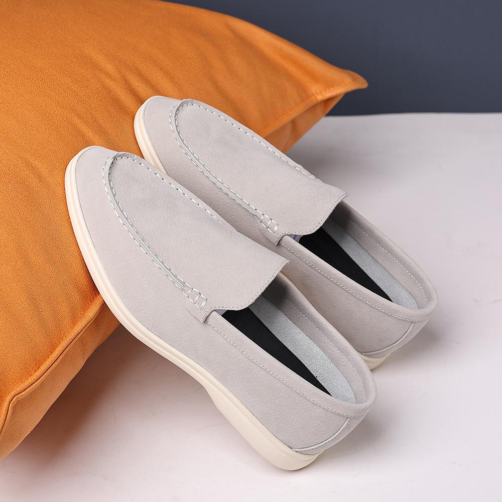 Fashion Suede Leather Men's Loafers Fashion Slip-On Dress Shoes Casual Wear Moccasins Outdoor Male Driving Shoes Leisure Business Shoes