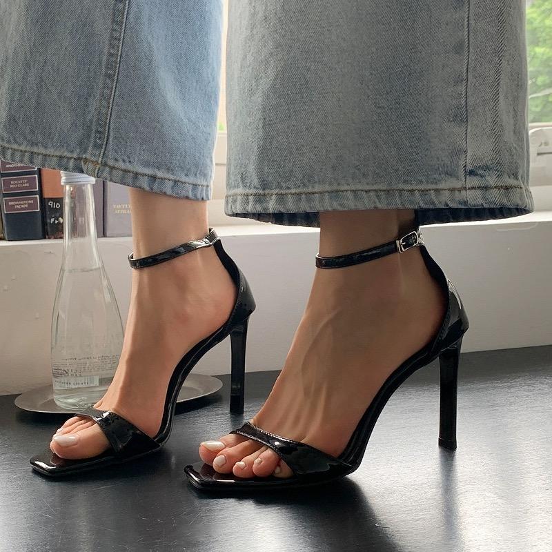 2025 Summer Patent Leather Black Square Head Sexy High Heels Female Royal Sister Open Toe Thin With A Line Sandals For Women