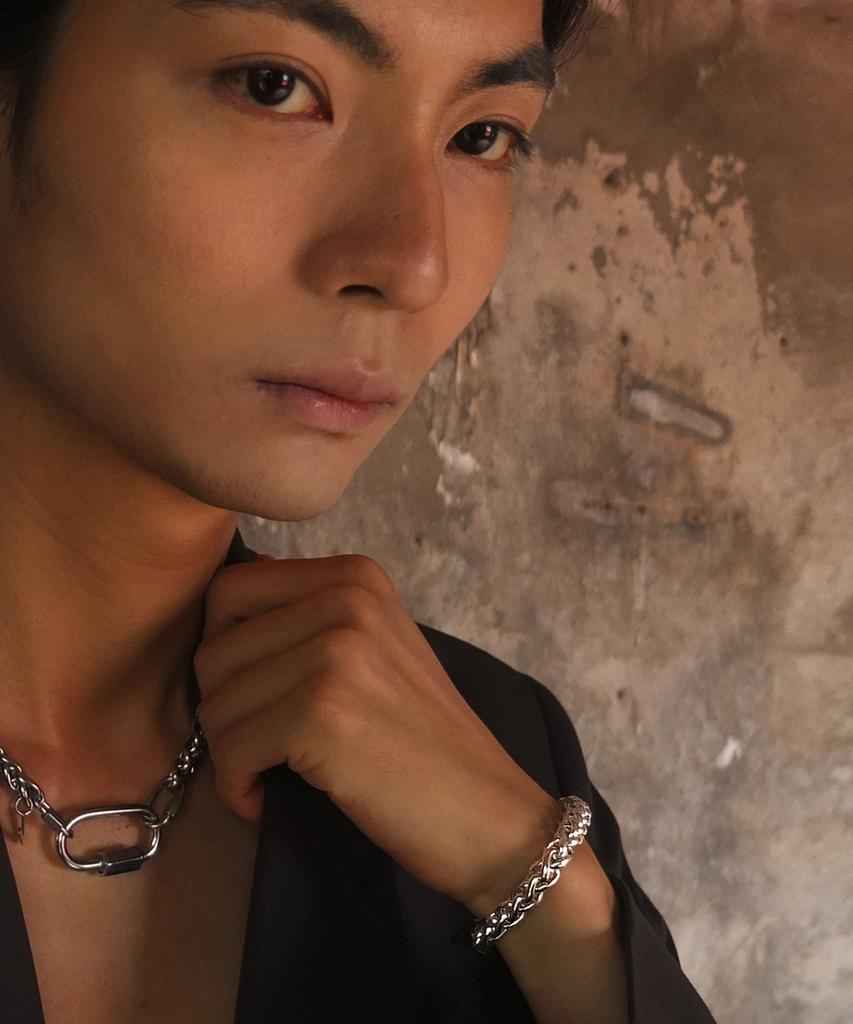Vlack Veast Twist Chain Bracelet _ Jw4502