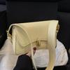 Niche Design Texture Underarm Bag Women's 2025 New Summer Shoulder Bag Simple Fashion Handbag