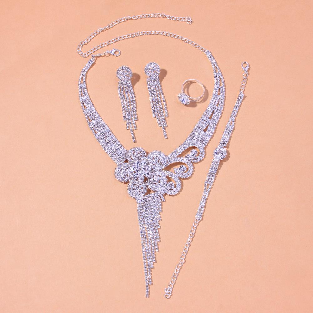 Luxury Tassel Chain Rhinestone Flowers Necklace Sets Fashion Crystal African Jewelry Sets Bridal Wedding Accessories